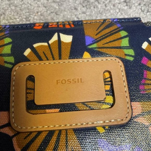 Fossil Authentic Fossil Long Live Vintage TABLET Cover BLUE MULTI SL4343403 - Picture 2 of 6